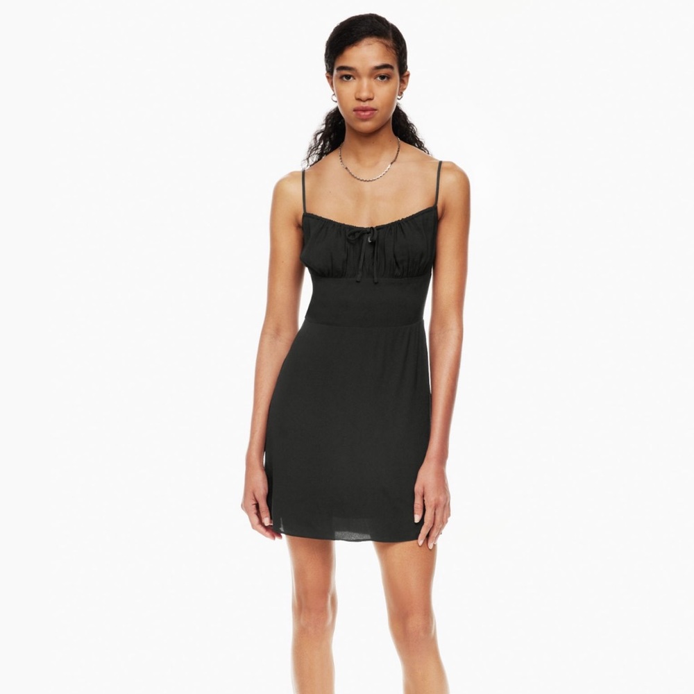 NEW Aritzia Delilah Mini Dress